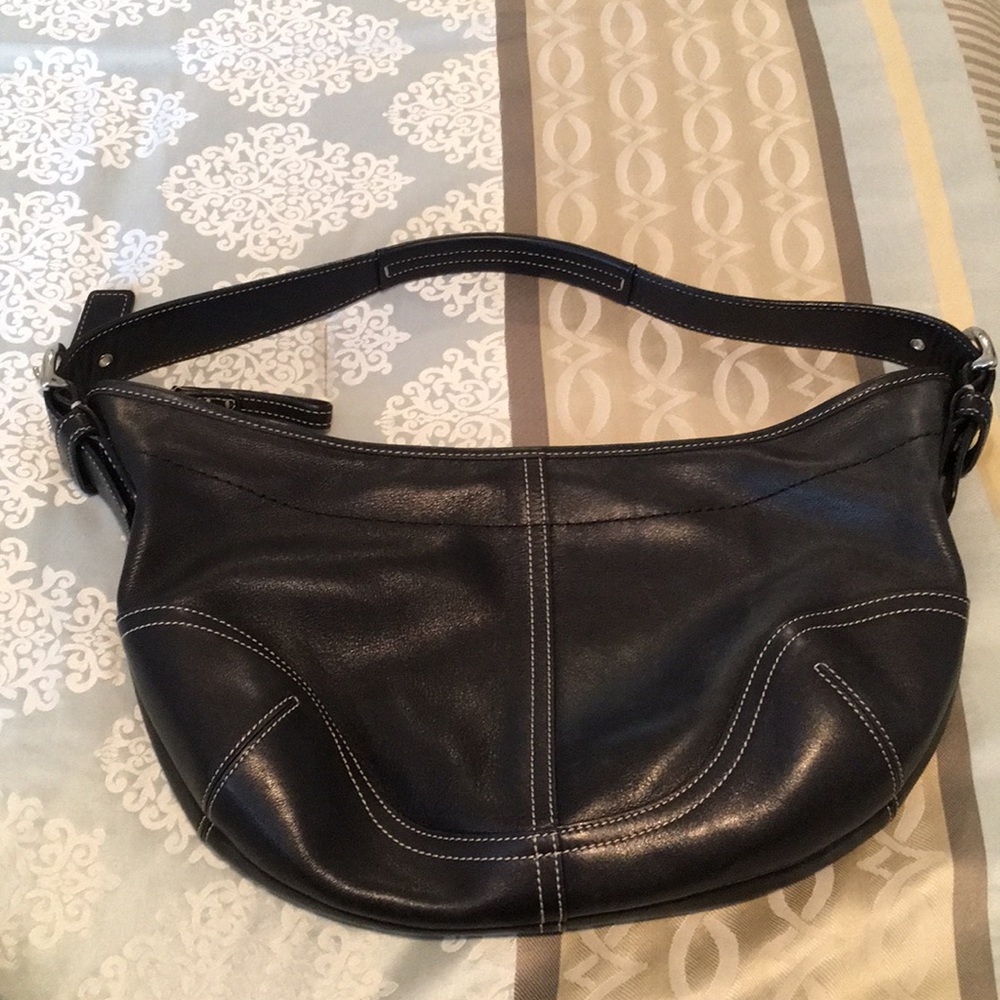 BLACK COACH HANDBAG